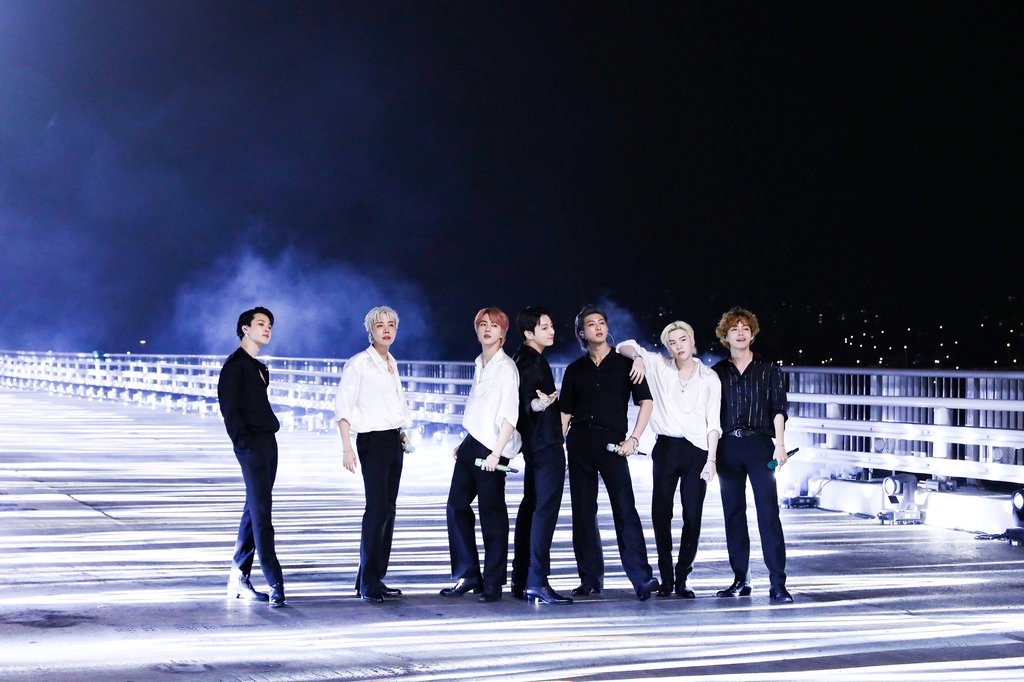 BTS on Jimmy Fallon show BTS on Jimmy Fallon show
