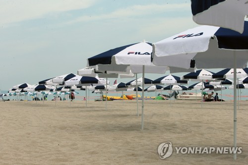 거리두기 4단계 격상 강릉 해수욕장 한산