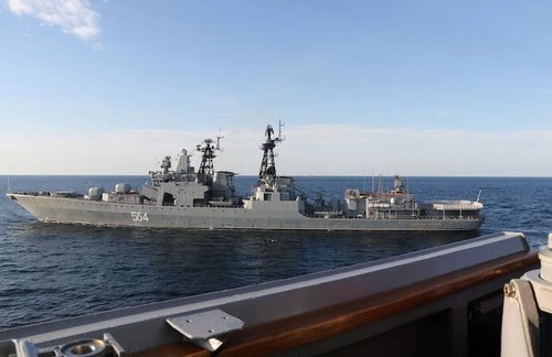 미국-러시아 동해 신경전…러 "미 군함 영해침범 저지" 주장
