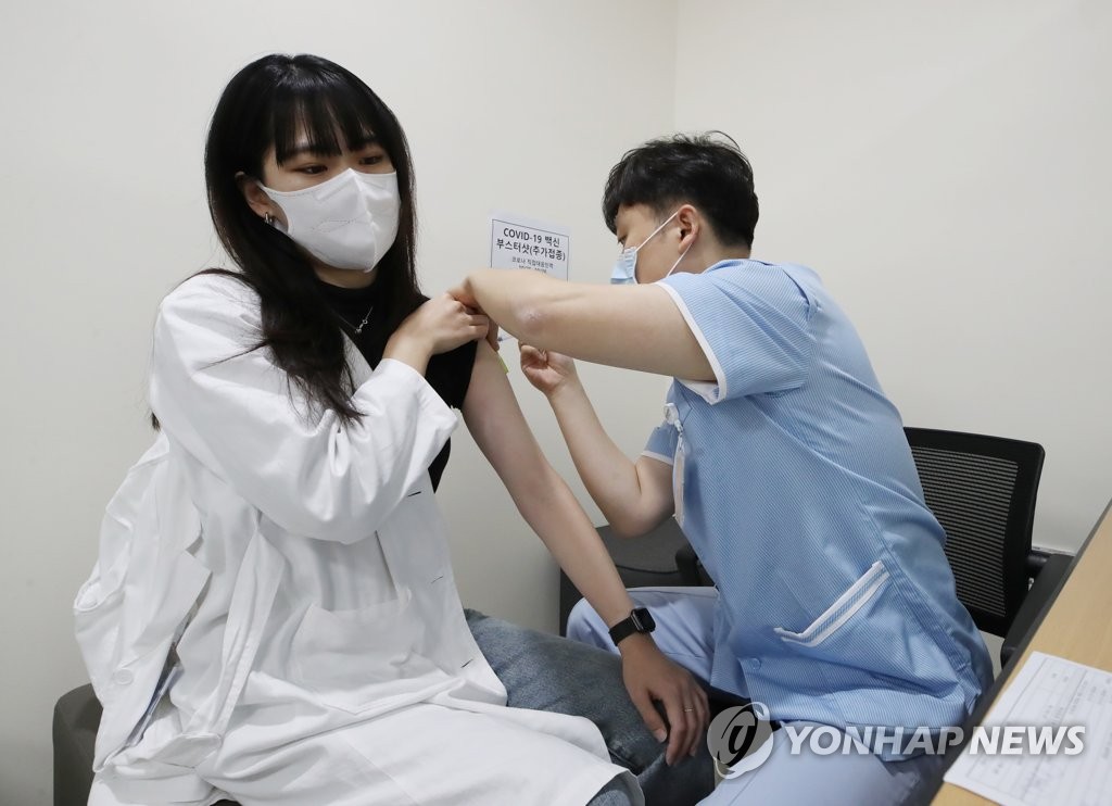 医療関係者にワクチン追加接種 医療関係者にワクチン追加接種