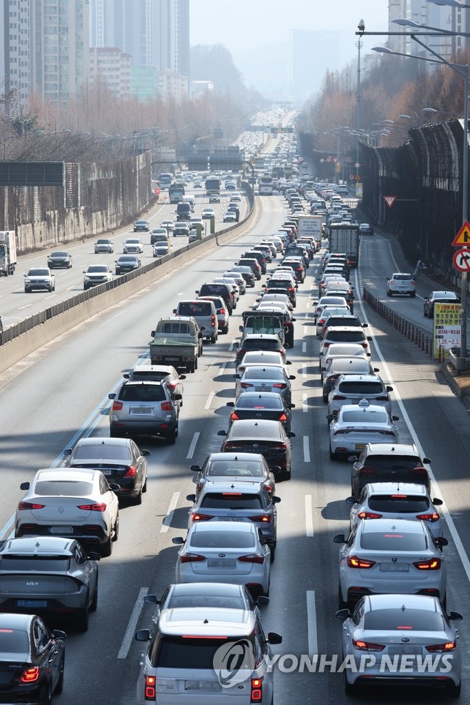 Heavy traffic Heavy traffic