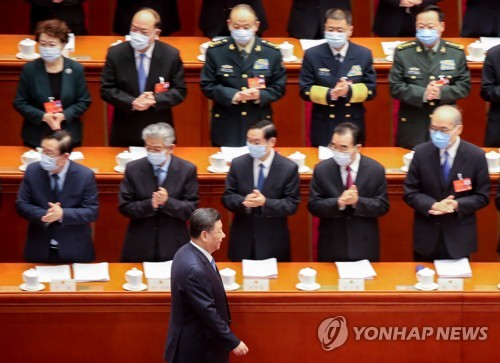 중국 전인대 개막식 입장하는 시진핑