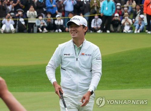 김비오, 우승 미소