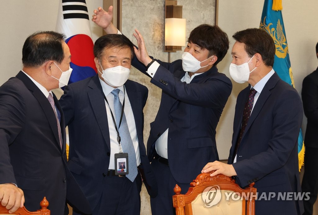 대통령실 청사 방문한 국민의힘 지도부
