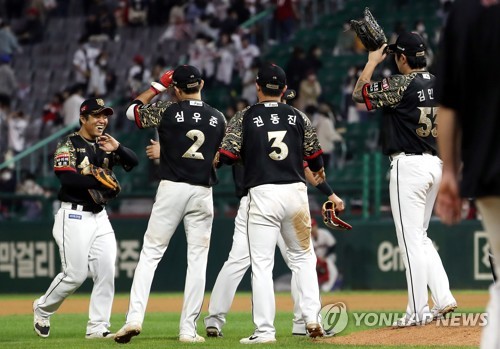 kt wiz, SSG 상대로 4-3 역전승