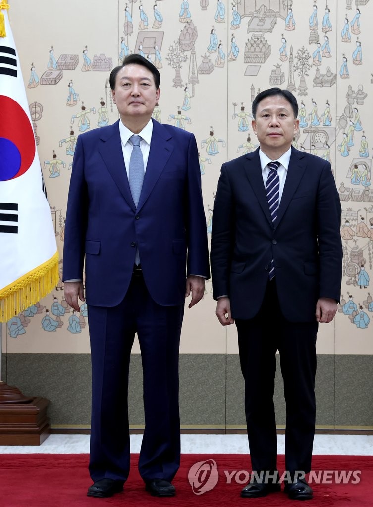 S. Korea's new envoy to Canada S. Korea's new envoy to Canada