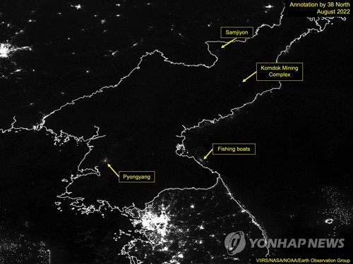 2022년 북한의 밤은...