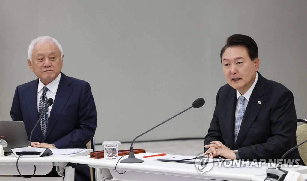 이주민과의 동행 특별위원회 참석한 윤석열 대통령