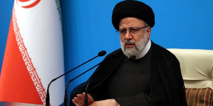 이란 대통령, 헬기 추락으로 실종…외무장관도 동승
