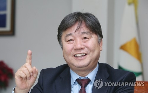 (Yonhap Interview) County chief wants to make fishing festival an extended-stay event