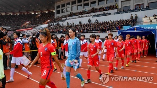 S. Korean women footballers feel proud to hold N. Korea in Pyongyang