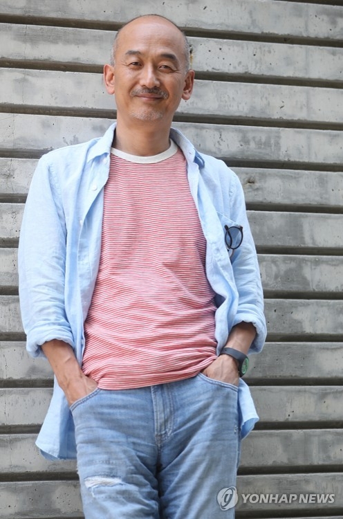 Director Lee Joon-ik of "Anarchist from Colony" poses for a photo before an interview with Yonhap News Agency on June 14, 2017. (Yonhap)