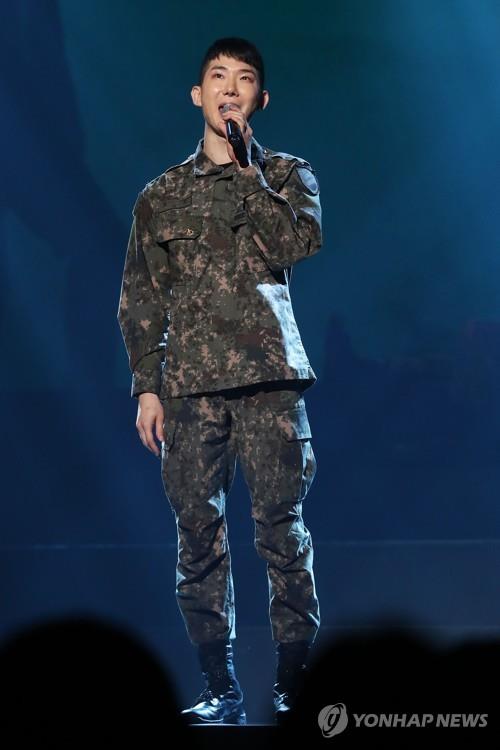 2AM's Cho Kwon speaks during a press showcase of a military musical, "Return: The Promise of the Day," on Sept. 24, 2019. (Yonhap)