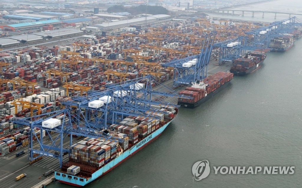 Korea's exports tipped to turn around in Feb.: analysts - 2