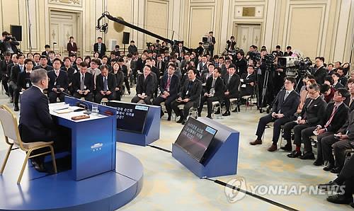 This file photo, dated Jan. 10, 2019, shows President Moon Jae-in holding the New Year's press conference at Cheong Wa Dae in Seoul. (Yonhap)
