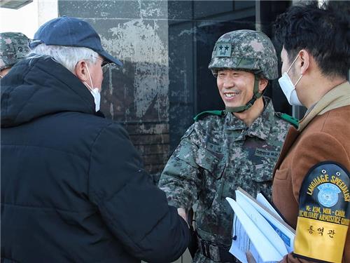 This image captured from the United Nations Command's Facebook page shows a participant in the PyeongChang Peace Forum visiting Observation Post 717 located inside the Demilitarized Zone (DMZ). (PHOTO NOT FOR SALE) (Yonhap)