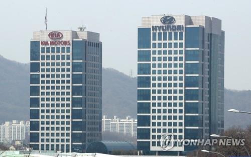 Hyundai plans 300 bln won debt sale next month