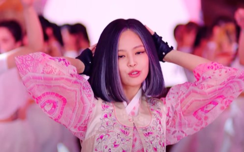 This screenshot from BLACKPINK's "How You Like That" music video shows member Jennie dressed in a modified hanbok. (PHOTO NOT FOR SALE) (Yonhap)