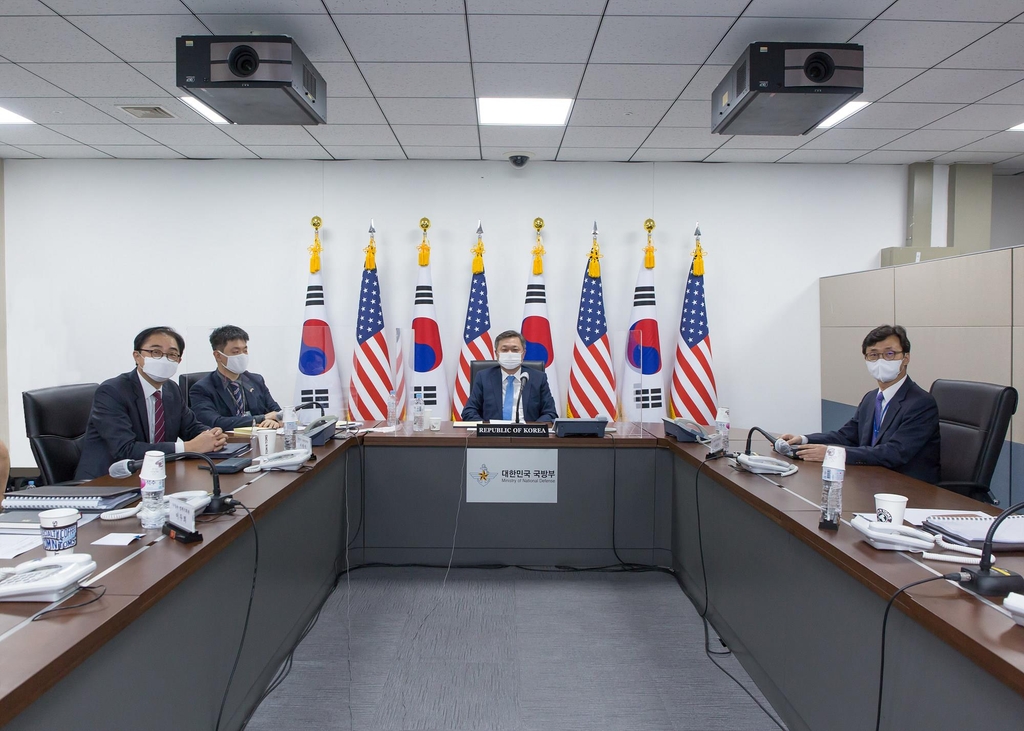 This photo, provided by the defense ministry, shows Deputy Defense Minister Chung Suk-hwan (C) during the biannual 18th Korea-U.S. Integrated Defense Dialogue (KIDD) that the two countries held via videoconferencing on Sept. 9 and Sept. 11, 2020. (PHOTO NOT FOR SALE)(Yonhap) 