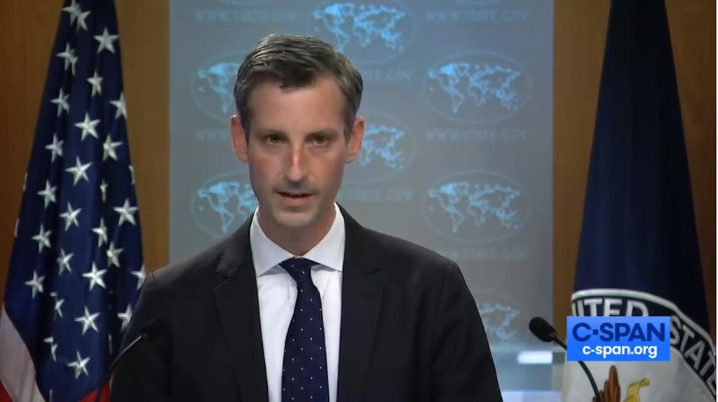The captured image from U.S. news network C-Span shows State Department spokesman Ned Price answering questions at a daily press briefing at the State Department in Washington on April 1, 2021. (PHOTO NOT FOR SALE) (Yonhap)