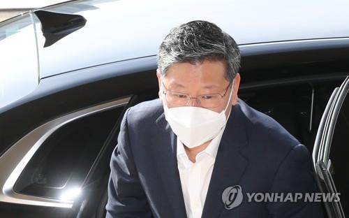 This undated file photo shows former Vice Justice Minister Lee Yong-gu. (Yonhap) 