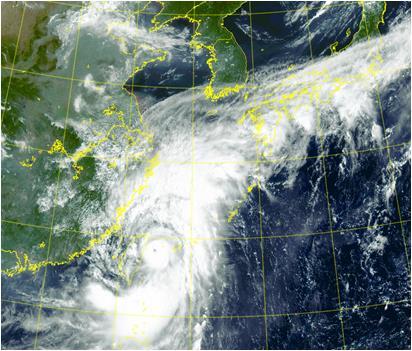 This satellite image, provided by the Korea Meteorological Administration, shows Typhoon Chanthu at 9 a.m. on Sept. 12, 2021. (PHOTO NOT FOR SALE) (Yonhap)