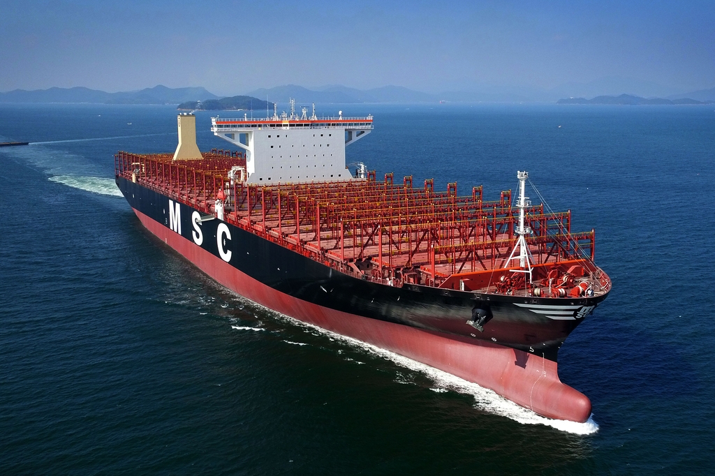 Samsung Heavy wins 841 bln won order for 6 container carriers