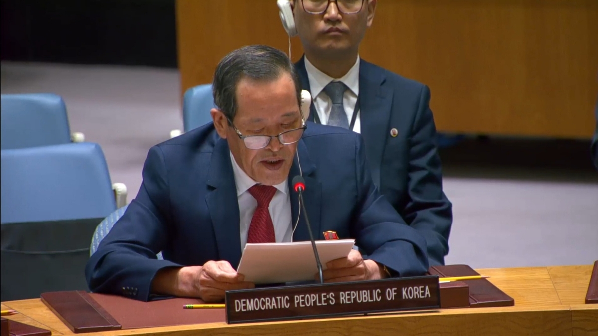 El embajador de Corea del Norte ante la ONU, Kim Song, habla durante una reunión del Consejo de Seguridad de la ONU en la sede de la ONU en Nueva York el 28 de junio de 2024 en esta foto capturada por UN Web TV. (FOTO NO A LA VENTA) (Yonhap)