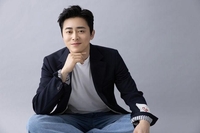 Actor Cho Jung-seok: finding depth in comedy 'Pilot'