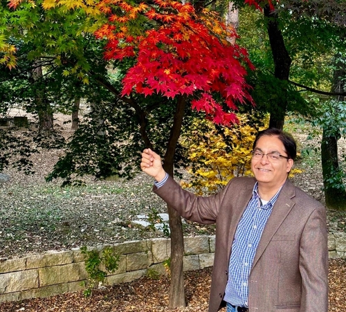 Indian ambassador inspired by S. Korea's 'too many to count' scenic landscapes