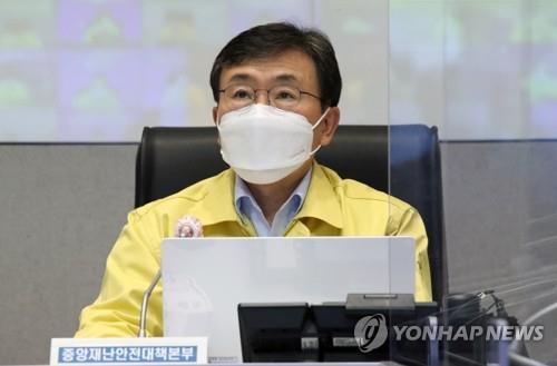 Ministre sud-coréen de la Santé et des Affaires sociales Kwon Deok-cheol. (Photo d'archives Yonhap) 
