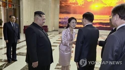 南北首脳会談 金正恩氏夫人の出席は未定 聯合ニュース