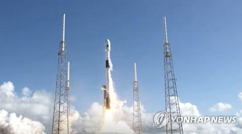 韓国軍初の通信衛星打ち上げ　年内に運用開始