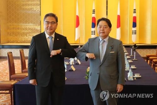 韓日外相が東京で会談　徴用問題など議論