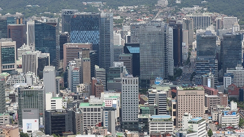 ソウル中心部に立ち並ぶオフィスビル（資料写真）＝（聯合ニュース）