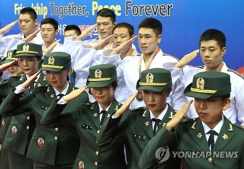 <세계군인체육> '금빛 환호성' 울리면 '두둑한 보너스' 따라온다 - 2