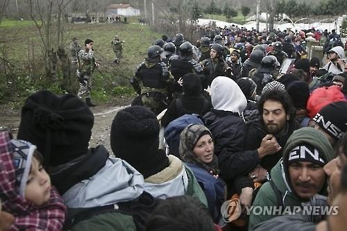 EU-터키 난민 송환 합의…EU, 난민수용 대가로 터키 지원(종합3보) - 3