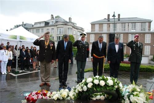 벨기에 한국전쟁 참전기념비 건립 50주년…전사자 추모 - 2