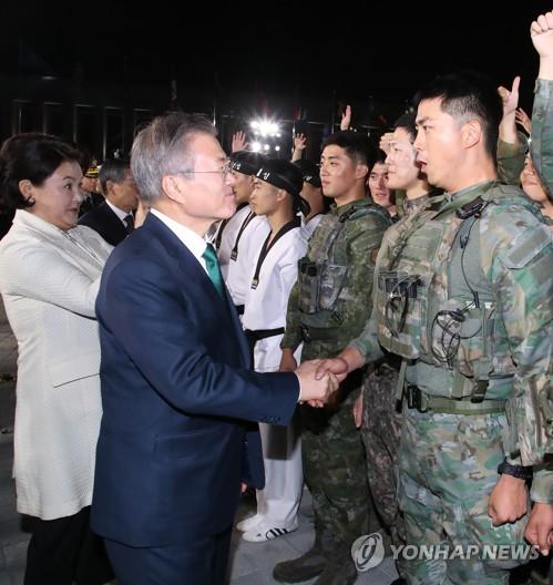 '유승준 사태' 나비효과…연예계 달라진 병역 문화