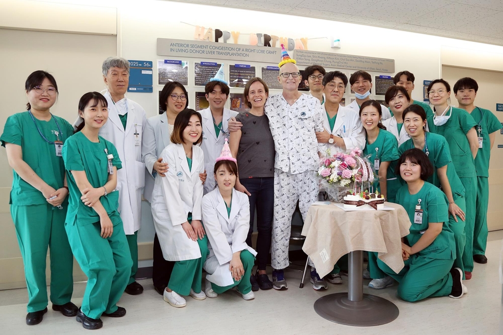 "미국서 힘들다던 환자, 한국 의료진이 살렸다" 연합뉴스