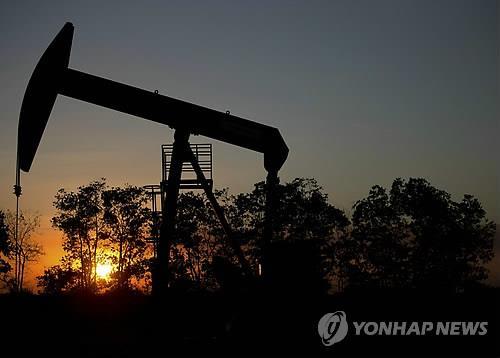 국제유가, 사우디 감산확대에 소폭 상승…WTI 0.1%↑