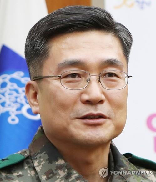 대장급 軍인사 '기수파괴·쇄신'…합참서 육·공군총장 발탁