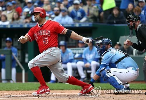 1천997타점 푸홀스, 본즈 제치고 MLB 역대 3위