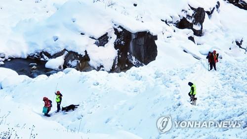 안나푸르나 실종자 수색 중단 일주일째…기상여건 나빠