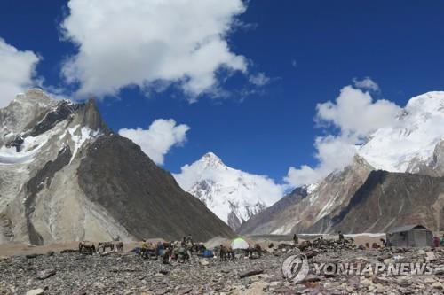 2019년 8월 촬영된 K2 정상 모습. [AFP=연합뉴스]