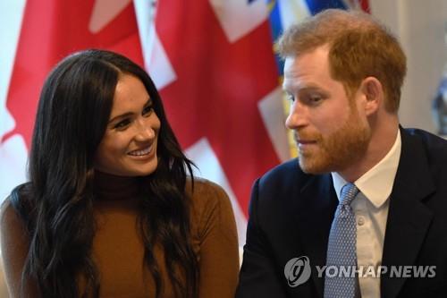 Markle “The British royal family took suicidal thoughts… even the skin color of my son was a problem.”