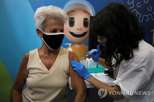 이스라엘 고령자 코로나19 백신 3차 접종
