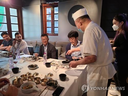 홍콩 한국수산식품 요리 홍보행사 '셰프 테이블'