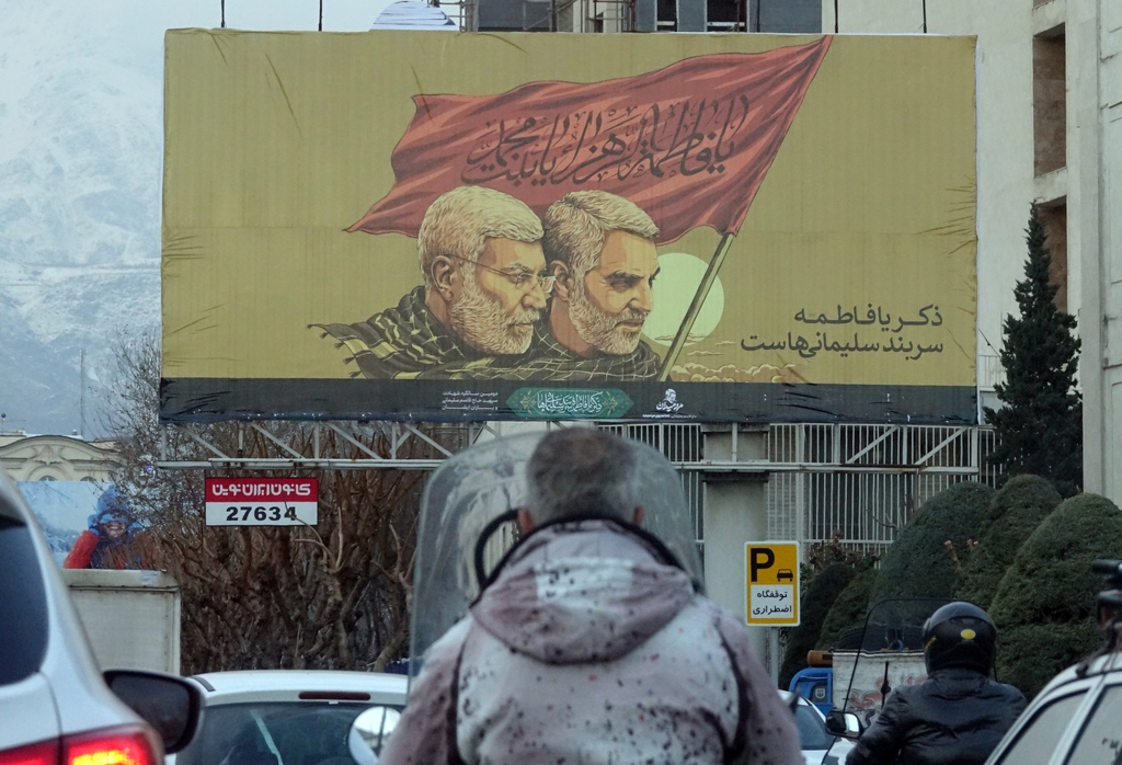 이란 테헤란 도심의 솔레이마니 추모 광고판