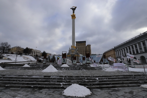 우크라이나 수도 키예프의 중심지 마이단 광장